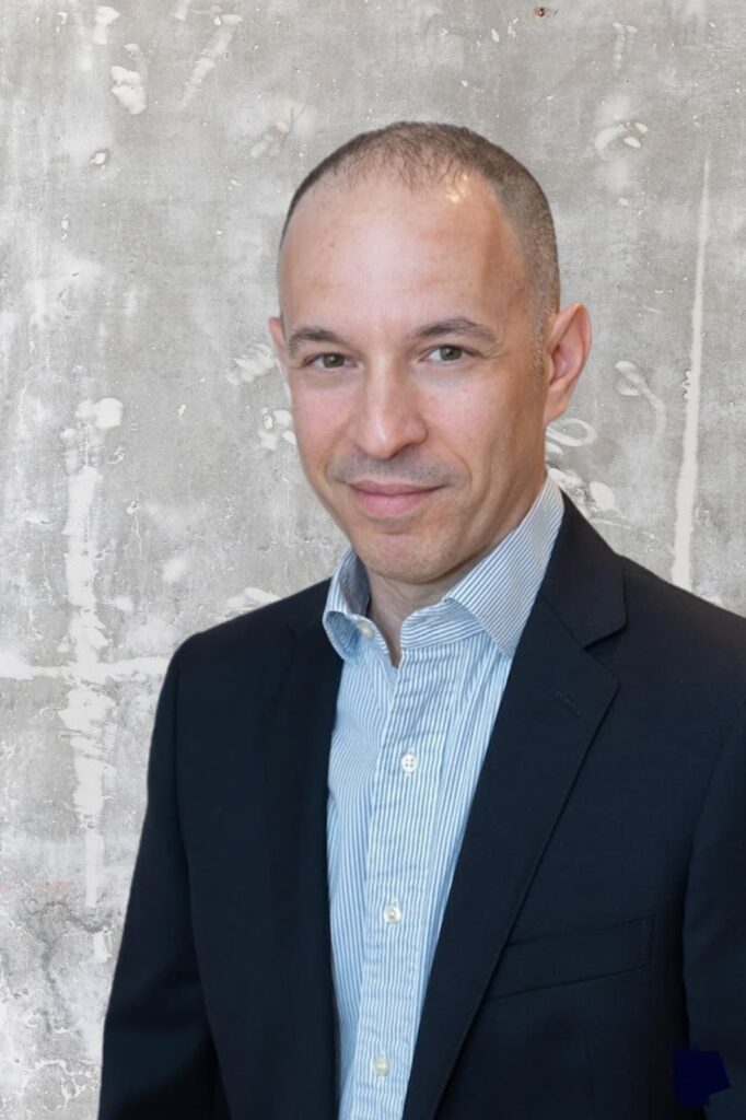 Profile image of Yaniv Bar-Zik.